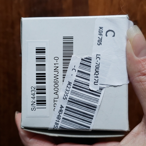 HOST PICK NIB. 2 Pair of AQUOS Sharp Active 3D Glasses - Picture 5 of 6